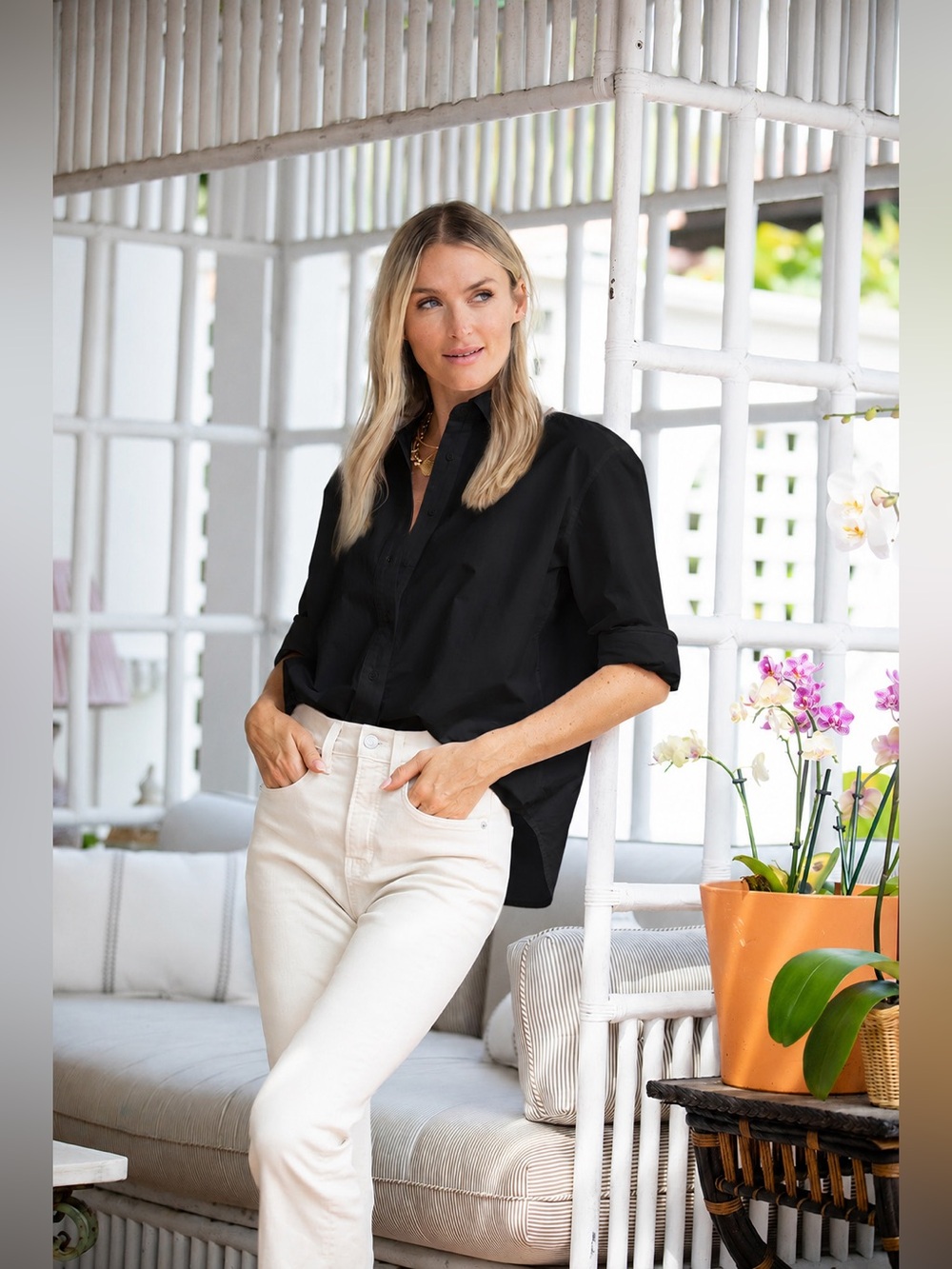 Julia Amory The Carolyn Shirt in Black, Size Medium